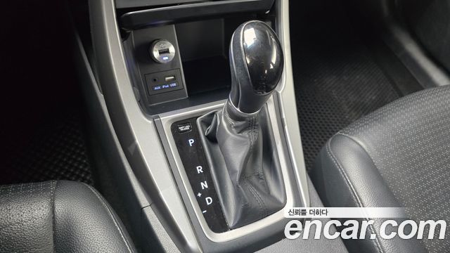 Hyundai Avante 2015 thumb 10