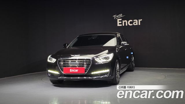 Genesis G90 2018 thumb 4