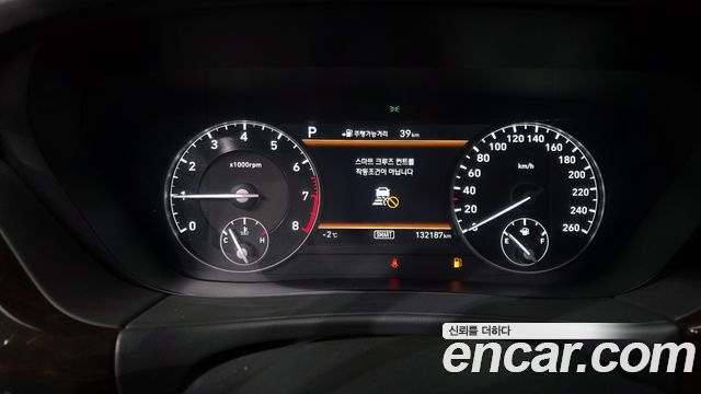 Genesis G90 2018 thumb 8