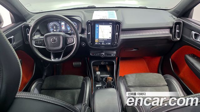 Volvo XC40 2019 thumb 7