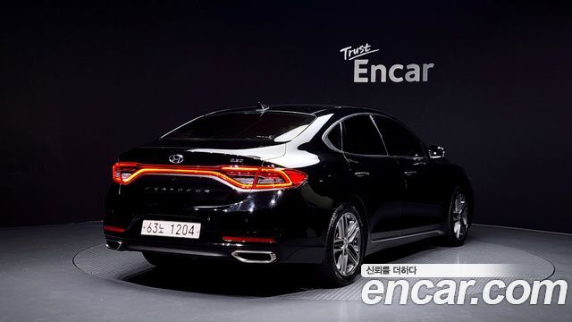 Hyundai Grandeur 2017 thumb 3