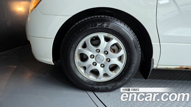 Hyundai Starex 2010 thumb 6