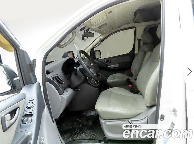 Hyundai Starex 2010 thumb 11