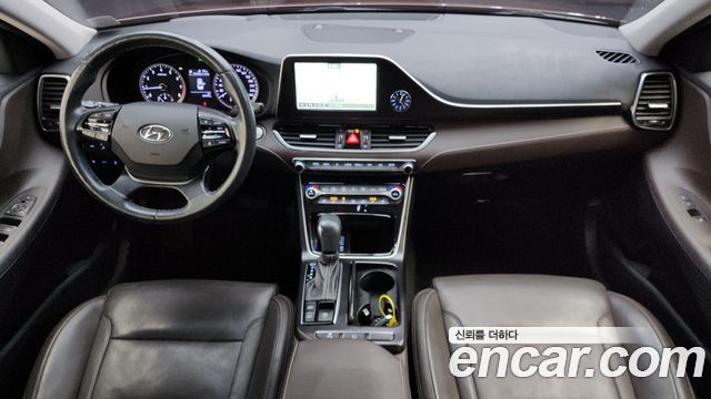Hyundai Grandeur 2018 thumb 8