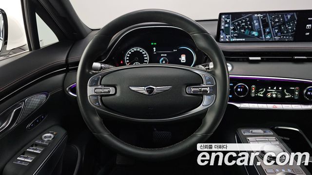 Genesis GV70 2021 thumb 12