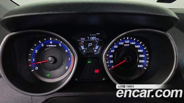 Hyundai Avante 2012 thumb 8