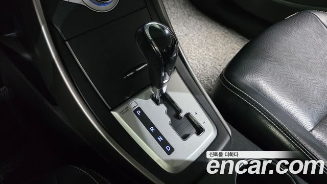 Hyundai Avante 2012 thumb 9