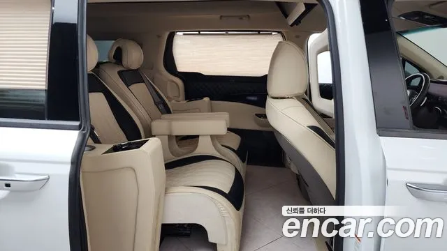 Kia Carnival 2020 thumb 12