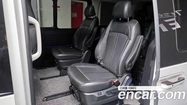 Hyundai Staria 2022 thumb 11
