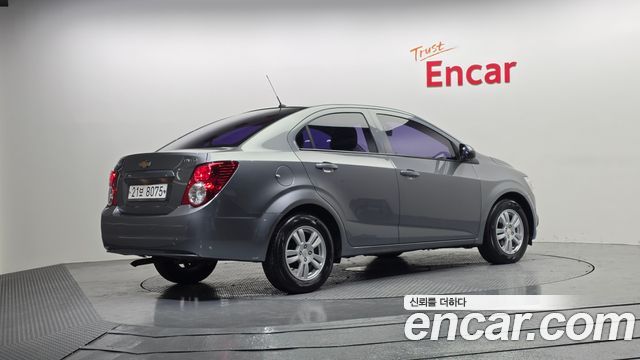 Chevrolet Aveo 2013 thumb 3