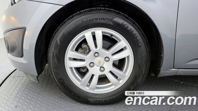Chevrolet Aveo 2013 thumb 6