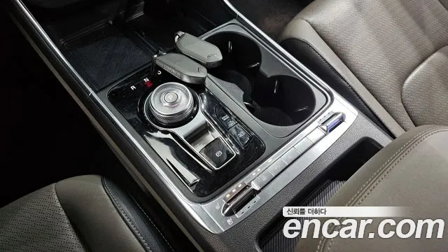 Kia Carnival 2024 thumb 9