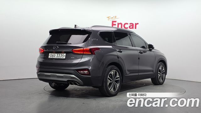 Hyundai Santa Fe 2019 thumb 3