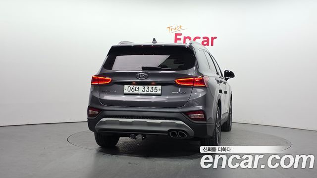 Hyundai Santa Fe 2019 thumb 5