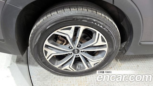 Hyundai Santa Fe 2019 thumb 6