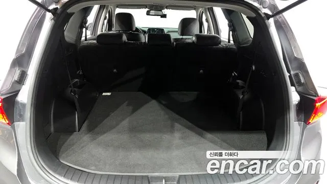 Hyundai Santa Fe 2019 thumb 11