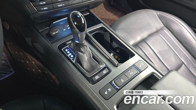 Hyundai Genesis 2015 thumb 10