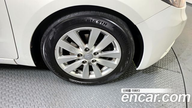 Kia K3 2015 thumb 6