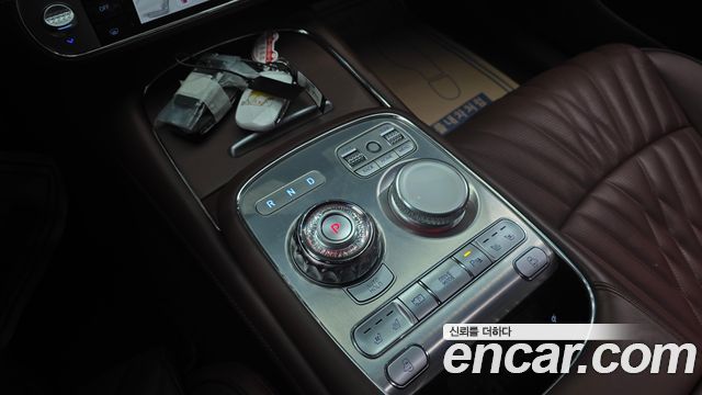 Genesis G90 2022 thumb 9