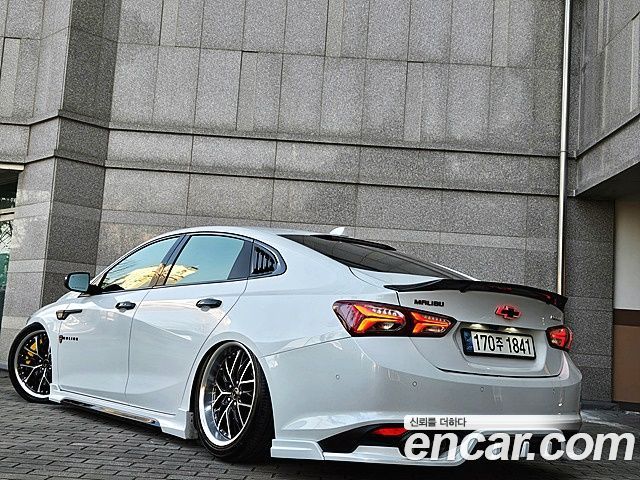 Chevrolet Malibu 2022 thumb 3