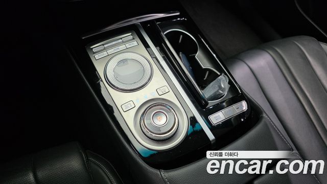 Genesis G80 2021 thumb 10