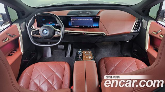 BMW iX 2021 thumb 8