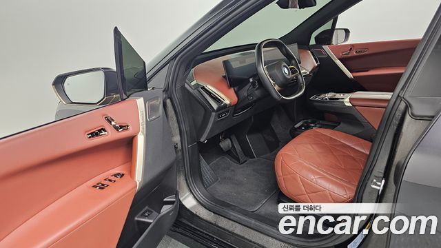 BMW iX 2021 thumb 10