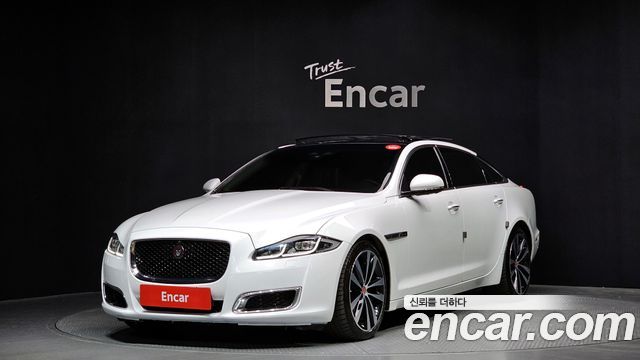 Jaguar XJ 2019 thumb 2