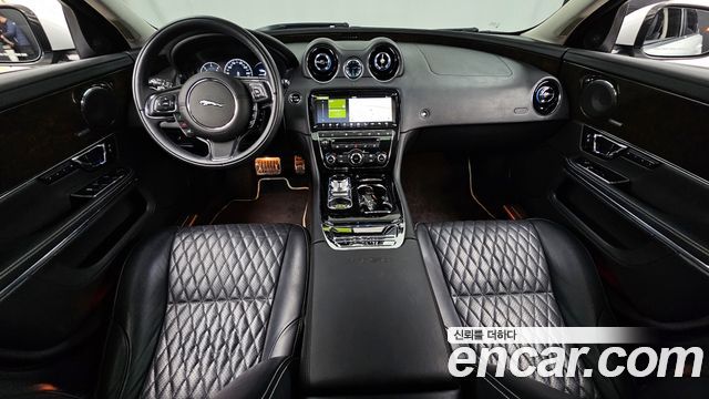 Jaguar XJ 2019 thumb 7