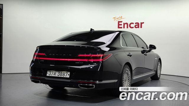 Genesis G90 2019 thumb 3