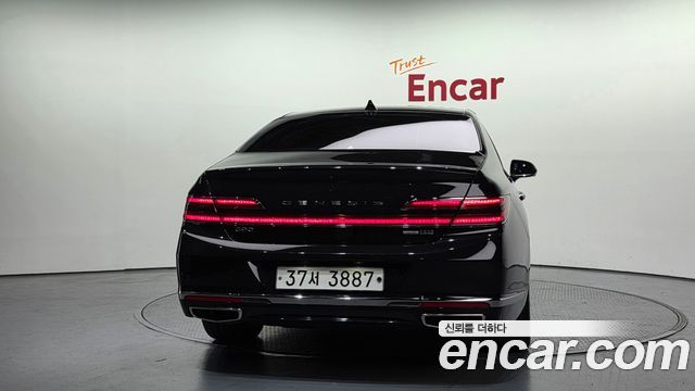 Genesis G90 2019 thumb 5