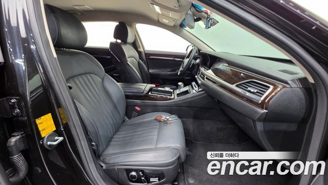 Genesis G90 2019 thumb 11