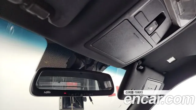 SsangYong Rexton 2019 thumb 12