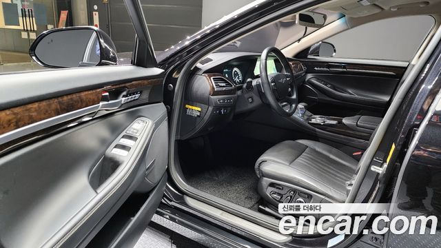 Genesis G90 2020 thumb 11
