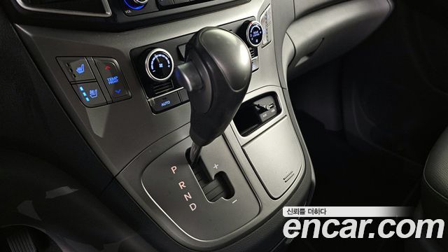 Hyundai Starex 2019 thumb 10