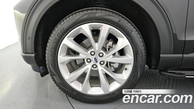 Ford Explorer 2023 thumb 6