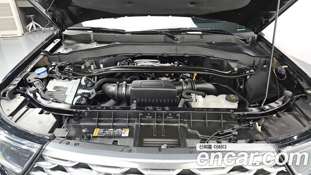 Ford Explorer 2023 thumb 7