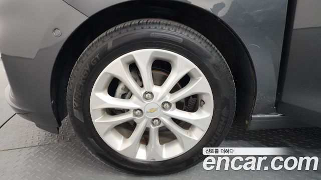 Chevrolet Spark 2018 thumb 6
