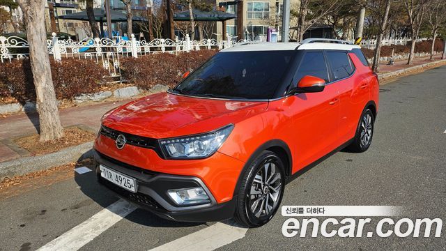 SsangYong Tivoli 2019 thumb 2