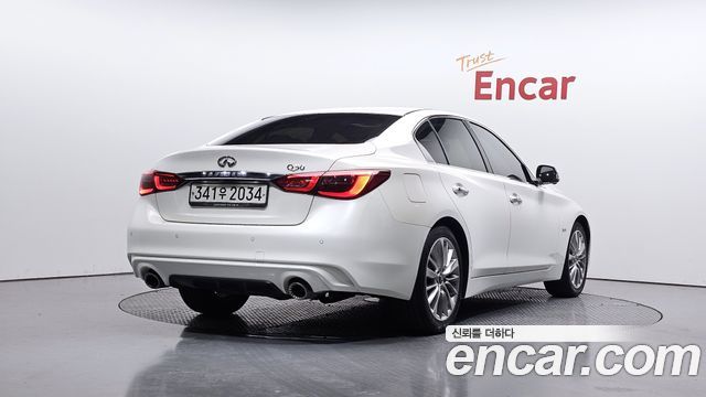 Infiniti Q50 2020 thumb 3