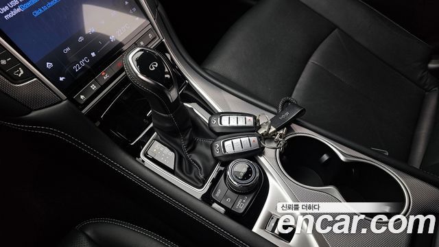 Infiniti Q50 2020 thumb 10