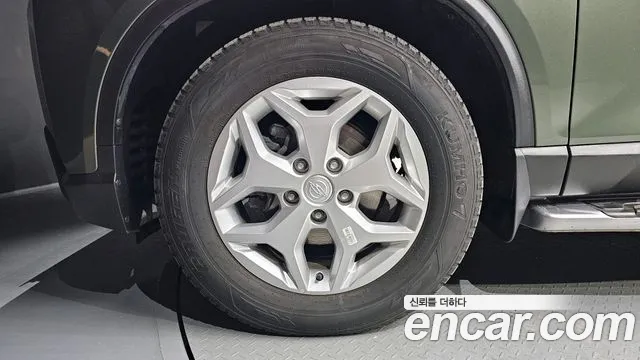SsangYong Rexton 2023 thumb 5