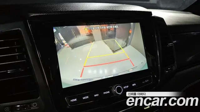 SsangYong Rexton 2023 thumb 11