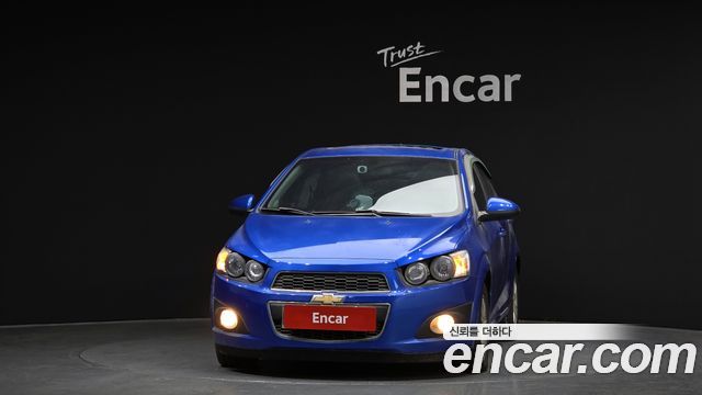 Chevrolet Aveo 2011 thumb 4