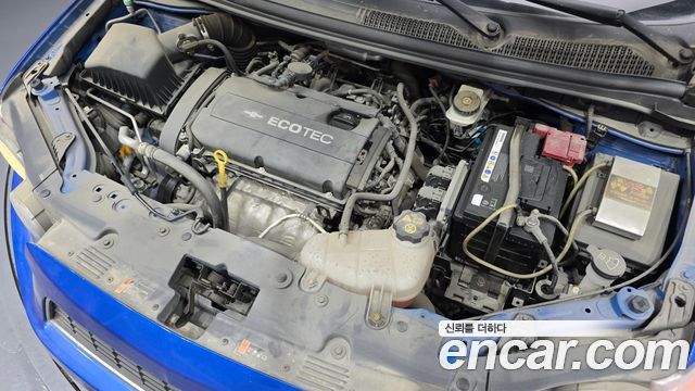 Chevrolet Aveo 2011 thumb 7