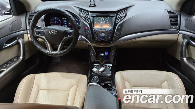 Hyundai i40 2012 thumb 7