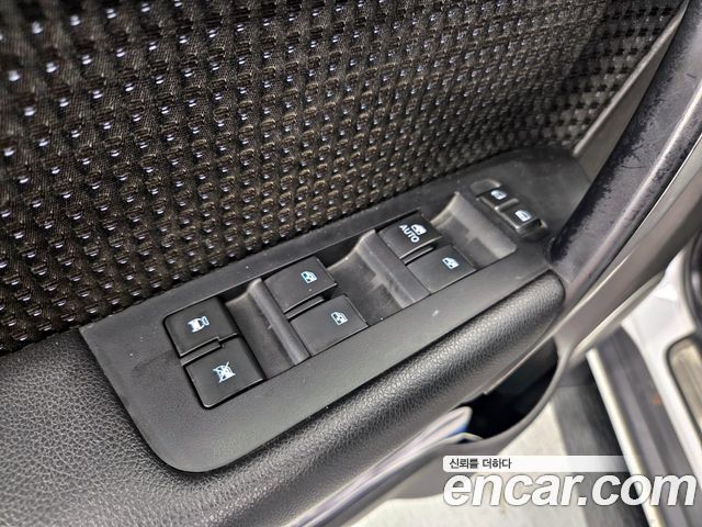 Chevrolet Captiva 2012 thumb 12