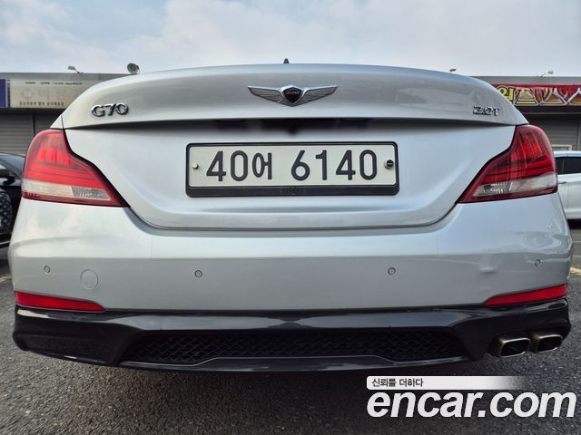 Genesis G70 2017 thumb 6