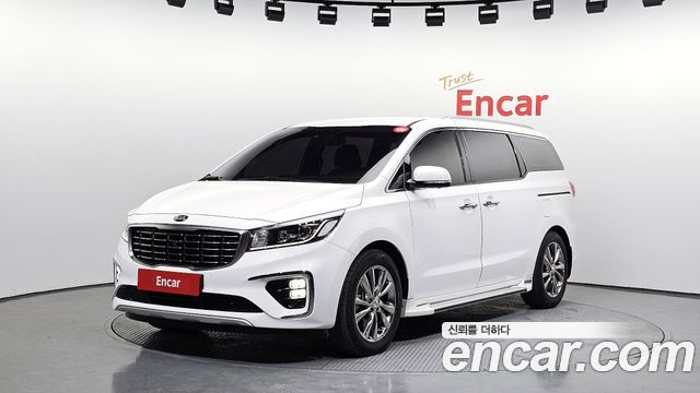Kia Carnival 2019 thumb 2