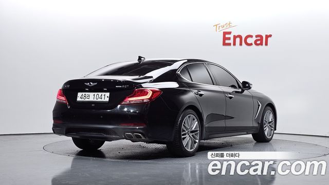 Genesis G70 2019 thumb 3